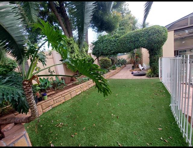 3 BEDROOM TOWNHOUSE FOR SALE IN BRUMA